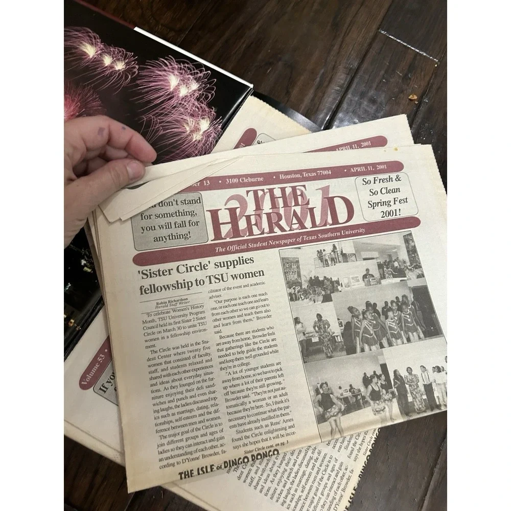 2000 The Tiger Texas Southern University Yearbook TSU Michael Strahan